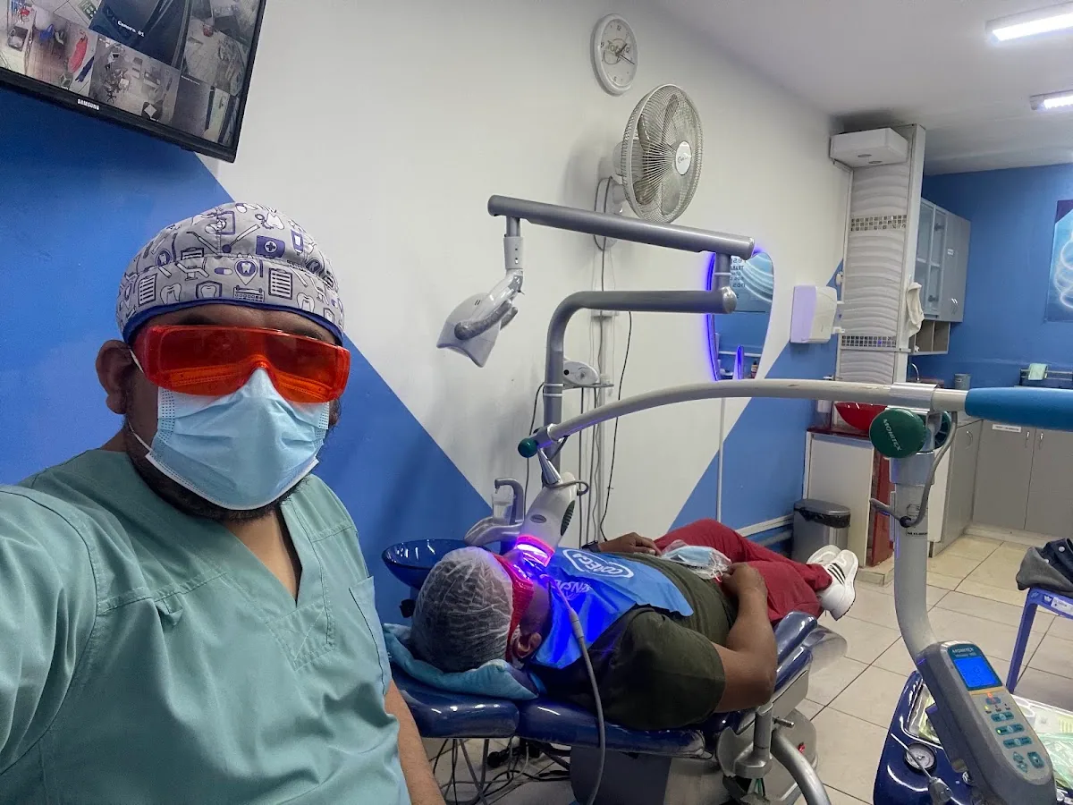 Clínica Dental DENTAL PLUS