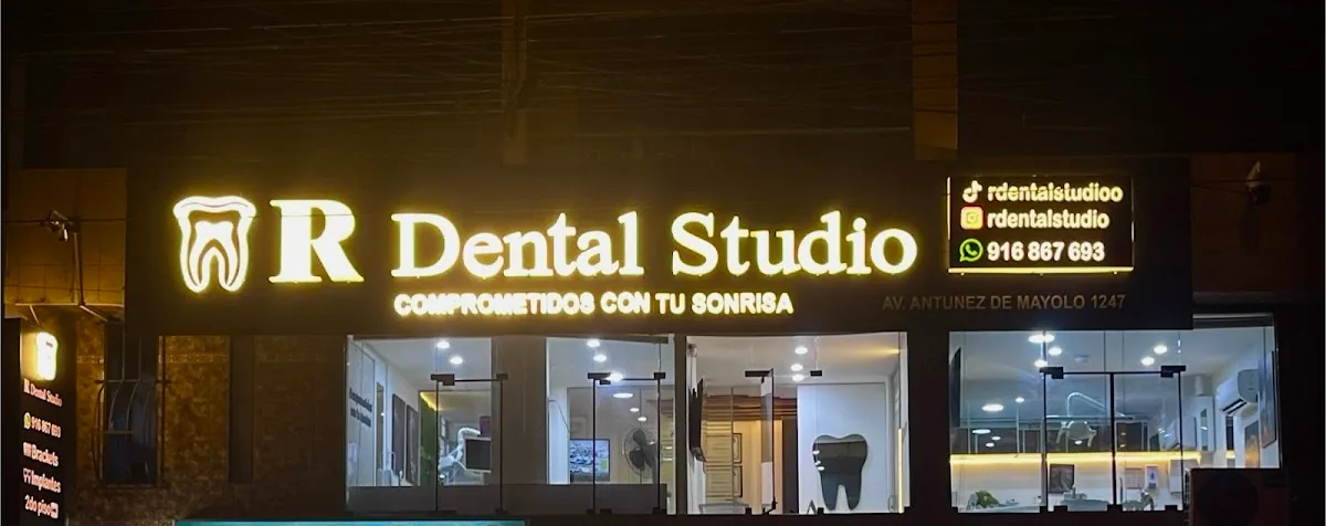 R dental Studio